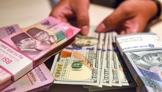 Rupiah melemah seiring potensi The Fed pertahankan suku bunga Rupiah melemah seiring potensi The Fed pertahankan suku bunga