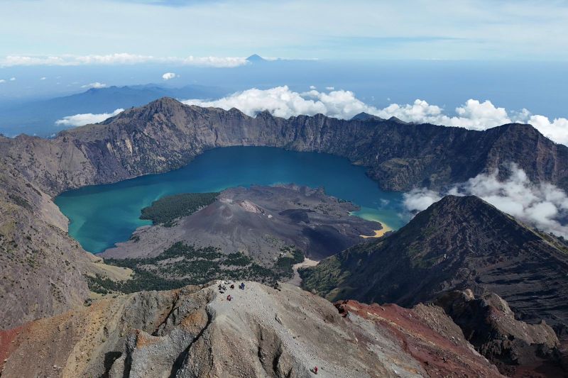 Kemenpar evaluasi sistem keamanan jalur pendakian Gunung Rinjani