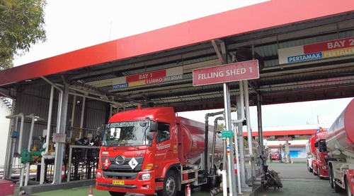 9 mobil tangki alih suplai, distribusi Pertamina di Gumitir