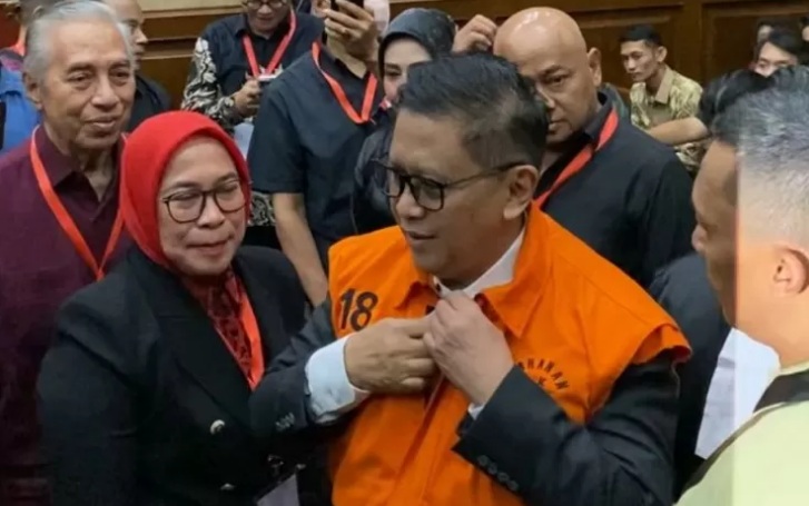 Hasto dituntut 7 tahun penjara, ini komentar pengamat dan ramainya tagar hukum berat Hasto Hasto dituntut 7 tahun penjara, ini komentar pengamat dan ramainya tagar hukum berat Hasto