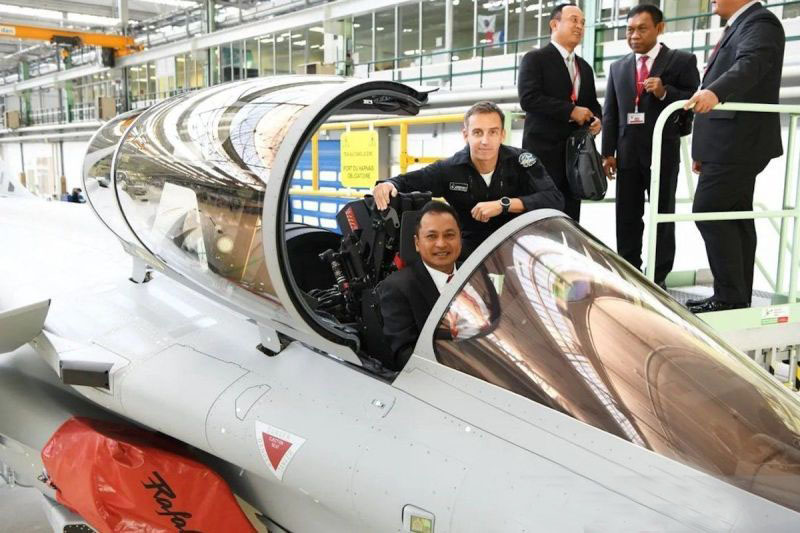 TNI AU dan Dassault Aviation periksa kesiapan fasilitas pesawat Rafale TNI AU dan Dassault Aviation periksa kesiapan fasilitas pesawat Rafale
