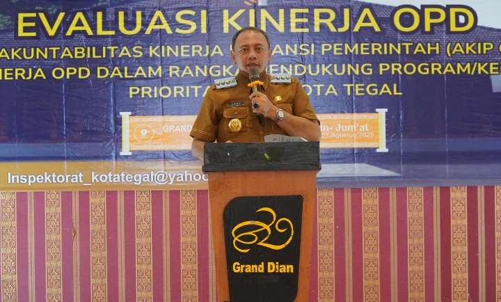 Wali Kota Tegal buka evaluasi kinerja OPD Tahun 2025, dua hal ini jadi sasaran evaluasi Wali Kota Tegal buka evaluasi kinerja OPD Tahun 2025, dua hal ini jadi sasaran evaluasi