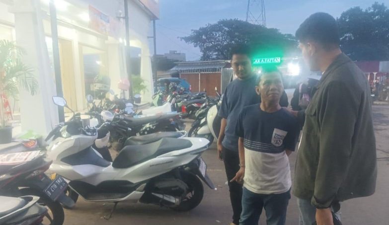 Polisi ringkus pelaku curanmor di Metland Tambun Bekasi Polisi ringkus pelaku curanmor di Metland Tambun Bekasi