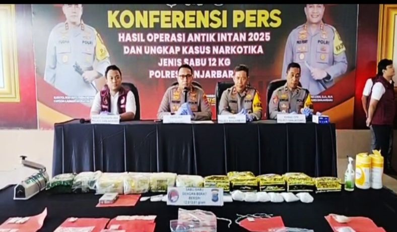 Polres Banjarbaru dalami ungkap sabu 12 kg jaringan Fredy Pratama Polres Banjarbaru dalami ungkap sabu 12 kg jaringan Fredy Pratama