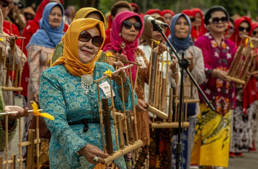 24 Juli 1964: Hari Kebaya Nasional, merawat warisan, menjaga identitas bangsa 24 Juli 1964: Hari Kebaya Nasional, merawat warisan, menjaga identitas bangsa