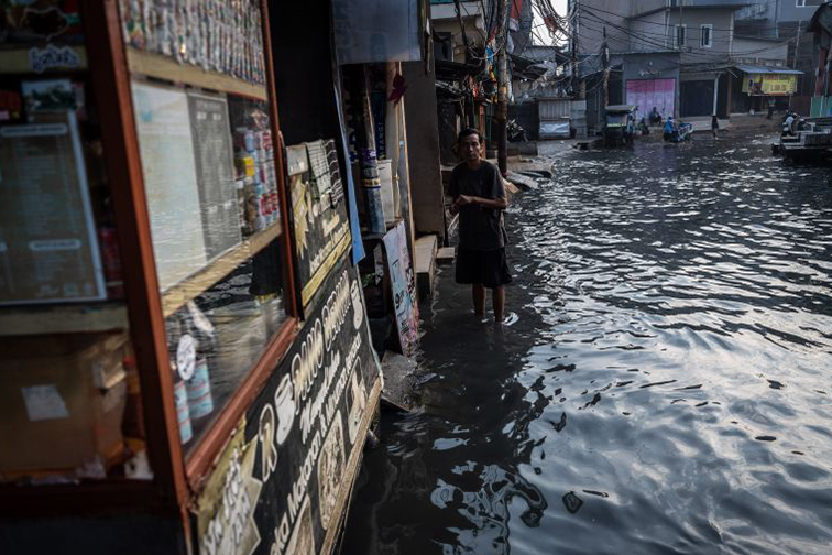 Waspada banjir rob selama 11 hari ke depan di NTB Waspada banjir rob selama 11 hari ke depan di NTB