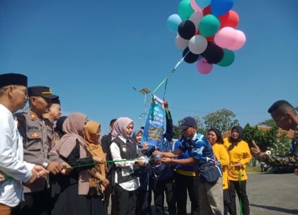 Ratusan pedagang pasar pinggiran Waduk Kedung Ombo gelar doa dan senam massal Ratusan pedagang pasar pinggiran Waduk Kedung Ombo gelar doa dan senam massal