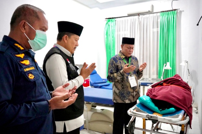 Kloter 4 tiba di Tanah Air, satu jemaah haji wafat saat mendarat di KNIA Kloter 4 tiba di Tanah Air, satu jemaah haji wafat saat mendarat di KNIA