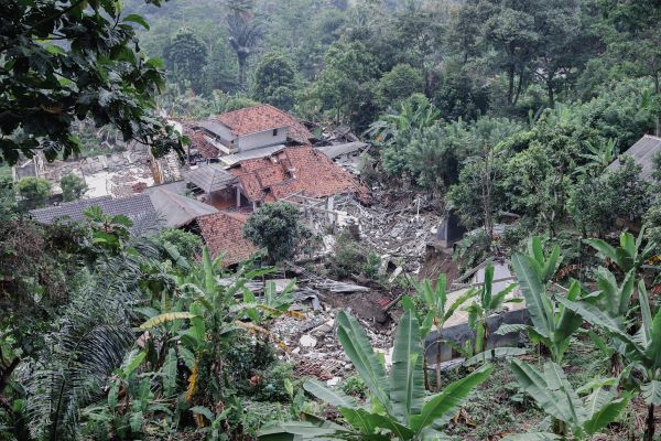 Menko PMK : Bencana tanah bergerak Purwakarta perlu penanganan cepat Menko PMK : Bencana tanah bergerak Purwakarta perlu penanganan cepat