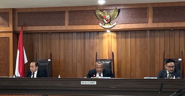 KPPU: TikTok dan Tokopedia tolak sebagian usulan persetujuan bersyarat KPPU: TikTok dan Tokopedia tolak sebagian usulan persetujuan bersyarat