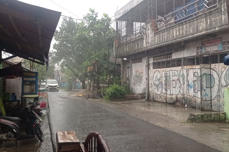 BMKG: Cuaca mayoritas di Banten hujan lebat dan angin kencang BMKG: Cuaca mayoritas di Banten hujan lebat dan angin kencang