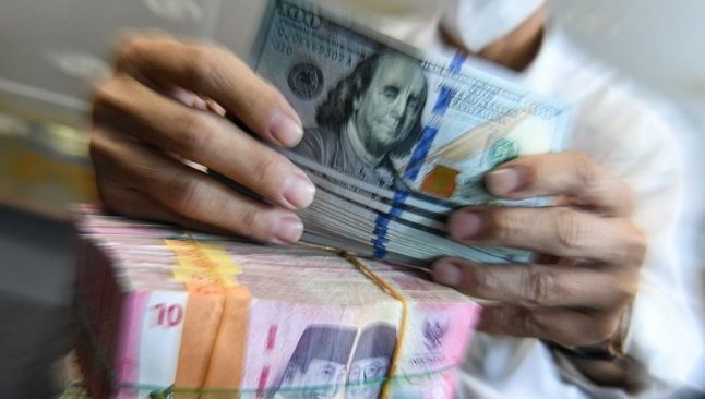 Rupiah menguat dipengaruhi kesepakatan dagang AS dengan China Rupiah menguat dipengaruhi kesepakatan dagang AS dengan China
