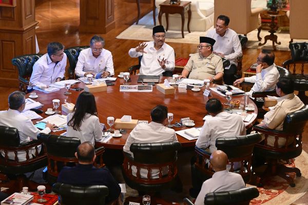 Gus Ipul harap Presiden beri pembekalan kepala sekolah dan guru SR Gus Ipul harap Presiden beri pembekalan kepala sekolah dan guru SR