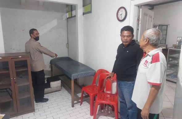 Ketiduran usai beraksi, pembobol apotek ditangkap petugas Ketiduran usai beraksi, pembobol apotek ditangkap petugas
