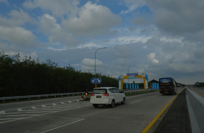 Libur panjang, JNT layani lebih dari 700.000 kendaraan di ruas tol regional nusantara Libur panjang, JNT layani lebih dari 700.000 kendaraan di ruas tol regional nusantara