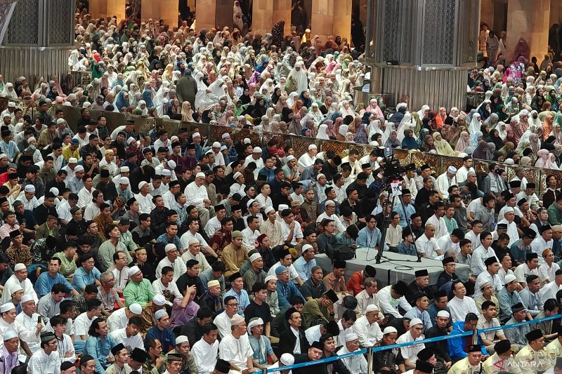 Istiqlal gelar makan daging kurban untuk 2.000 anak yatim hari Minggu Istiqlal gelar makan daging kurban untuk 2.000 anak yatim hari Minggu