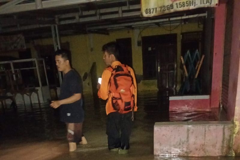 BPBD: 90 rumah hingga kantor desa Kabupaten Serang terendam banjir BPBD: 90 rumah hingga kantor desa Kabupaten Serang terendam banjir