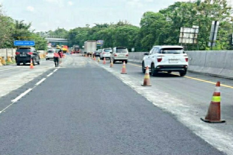 Pengelola Cipularang minta maaf perjalanan terganggu perbaikan jalan Pengelola Cipularang minta maaf perjalanan terganggu perbaikan jalan