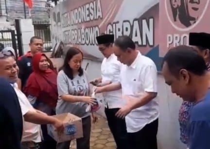 Wujud rasa syukur, DPP Projo bagikan daging kurban kepada 300 warga Wujud rasa syukur, DPP Projo bagikan daging kurban kepada 300 warga