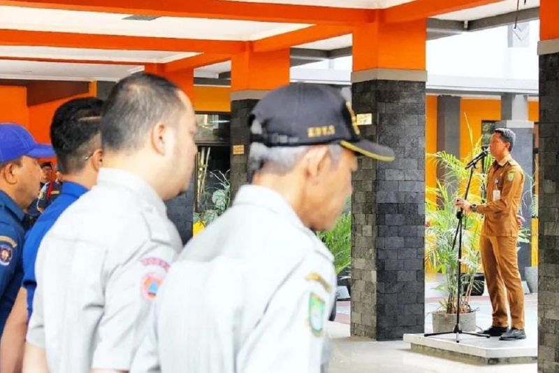 BPBD Kota Tangerang siagakan truk-perahu bantu warga terdampak banjir BPBD Kota Tangerang siagakan truk-perahu bantu warga terdampak banjir