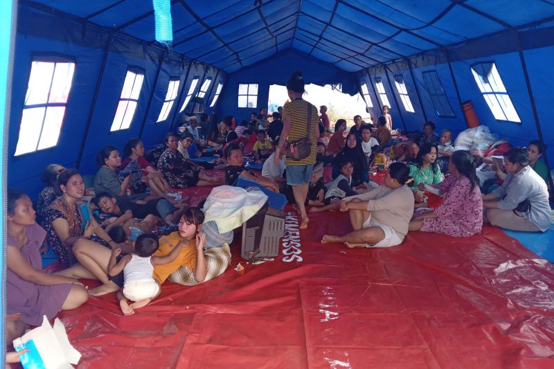 Kemensos respons cepat beri bantuan ke korban kebakaran Kapuk Muara Kemensos respons cepat beri bantuan ke korban kebakaran Kapuk Muara