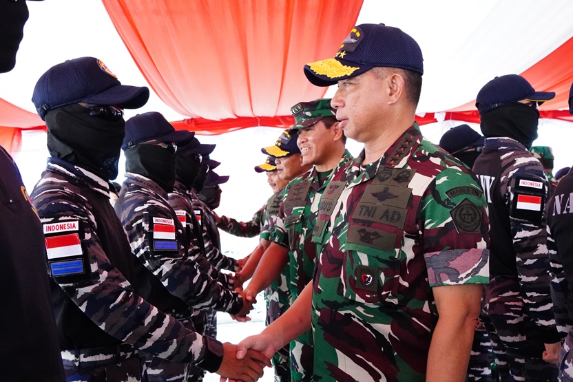 Panglima TNI apresiasi prajurit TNI AL gagalkan penyelundupan 2 ton narkoba Panglima TNI apresiasi prajurit TNI AL gagalkan penyelundupan 2 ton narkoba