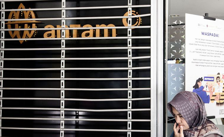 Harga emas Antam 4 Juni turun Rp16.000 ke angka Rp1,924 juta/gram