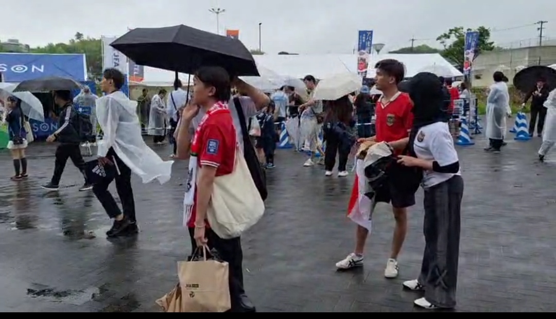 Suasana Panasonic Stadium Suita jelang laga krusial antara Timnas Jepang vs Timnas Indonesia