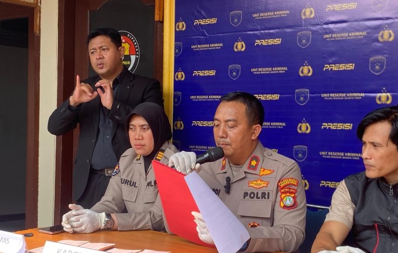 Eks karyawan di Jaktim bobol akun toko online dan kuras Rp30,5 juta Eks karyawan di Jaktim bobol akun toko online dan kuras Rp30,5 juta
