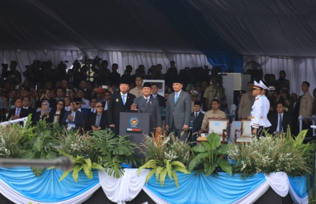 Presiden Prabowo didampingi Menhan Sjafrie resmikan Indo Defence 2025 Presiden Prabowo didampingi Menhan Sjafrie resmikan Indo Defence 2025