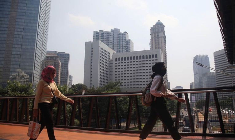 Kualitas udara Jakarta Sabtu ini tak sehat, BMKG sarankan memakai masker