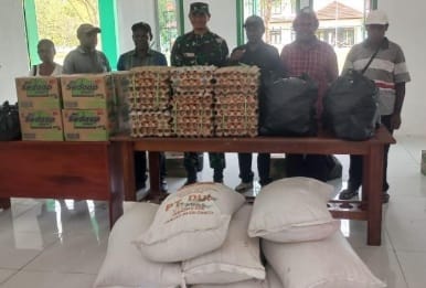 Danrem 172/PWY salurkan bantuan sembako untuk 11 kepala suku di Yahukimo