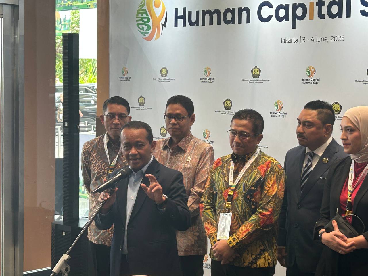Arief Rosyid: Menteri Bahlil jadi bukti kehadiran pemerintah di polemik tambang Raja Ampat Arief Rosyid: Menteri Bahlil jadi bukti kehadiran pemerintah di polemik tambang Raja Ampat