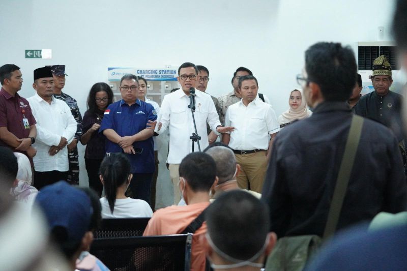 Menteri Karding edukasi PMI ilegal yang dideportasi Malaysia Menteri Karding edukasi PMI ilegal yang dideportasi Malaysia