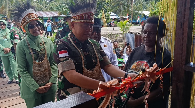 TNI buka lahan ketahanan pangan seluas 2,5 hektar di Mimika, Papua TNI buka lahan ketahanan pangan seluas 2,5 hektar di Mimika, Papua