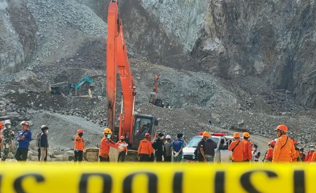 BNPB: Longsor tambang di Cirebon kecelakaan kerja bukan bencana alam BNPB: Longsor tambang di Cirebon kecelakaan kerja bukan bencana alam