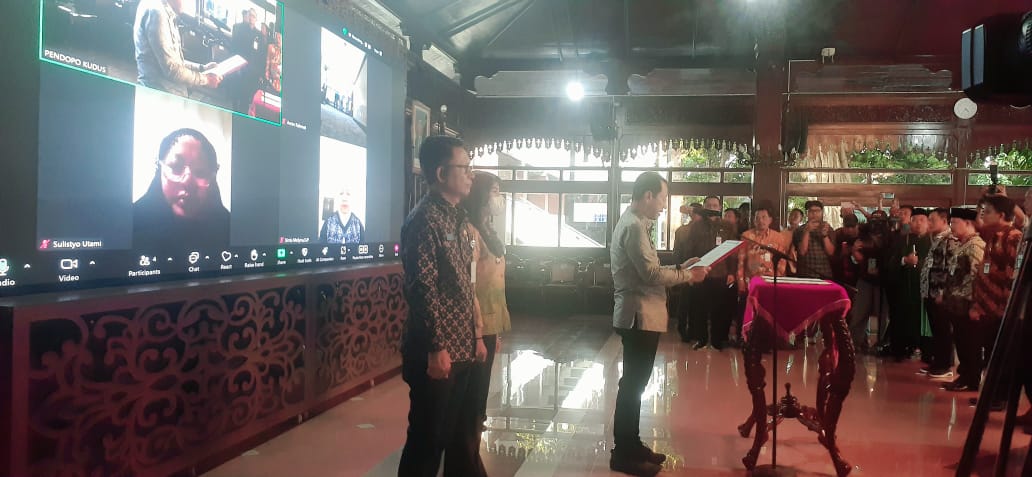 Bupati Kudus lantik 97 pejabat, 3 pejabat sedang berhaji dilantik via zoom 