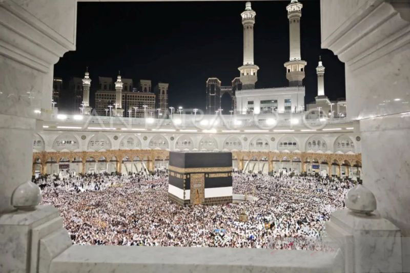 Masjidil Haram padat, jamaah diimbau tetap di hotel 12-13 Dzulhijah Masjidil Haram padat, jamaah diimbau tetap di hotel 12-13 Dzulhijah