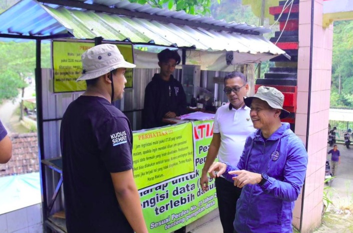 Pascainsiden pendaki Natas Angin terjatuh, Bupati pastikan jalur pendakian aman Pascainsiden pendaki Natas Angin terjatuh, Bupati pastikan jalur pendakian aman