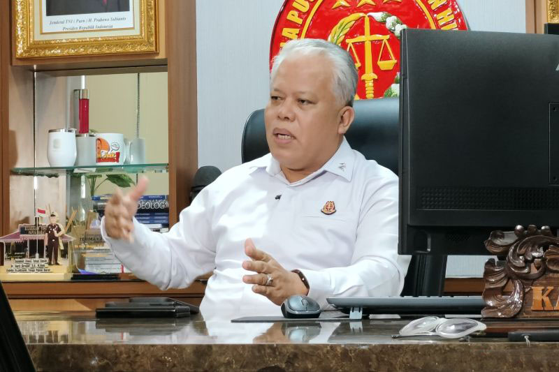 Kejagung limpahkan tersangka-barang bukti kasus minyak mentah ke JPU