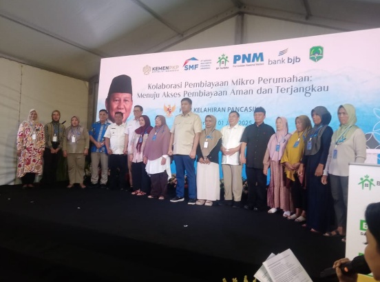 Program pembiayaan mikro perumahan, disambut antusias warga Majalengka Program pembiayaan mikro perumahan, disambut antusias warga Majalengka