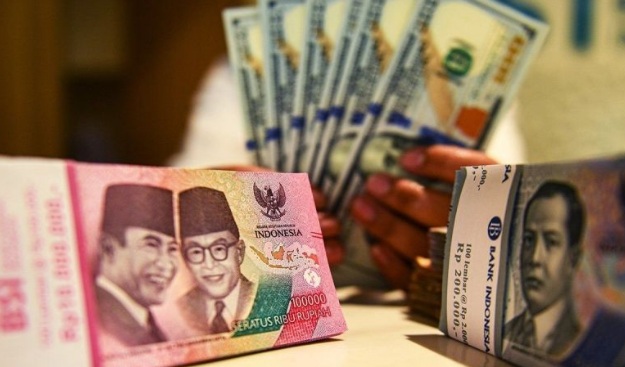 Rupiah menguat dipengaruhi ketidakpastian kebijakan tarif Trump Rupiah menguat dipengaruhi ketidakpastian kebijakan tarif Trump