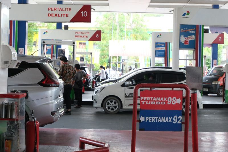 Harga BBM Pertamina, Shell, BP, dan Vivo kompak turun pada Juni Harga BBM Pertamina, Shell, BP, dan Vivo kompak turun pada Juni