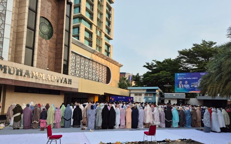 Ratusan umat padati Pusat Dakwah Muhammadiyah untuk Shalat Idul Adha