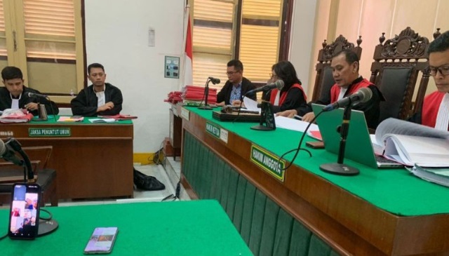 Majelis Hakim PN Medan vonis mati dua kurir sabu 20 kg Majelis Hakim PN Medan vonis mati dua kurir sabu 20 kg
