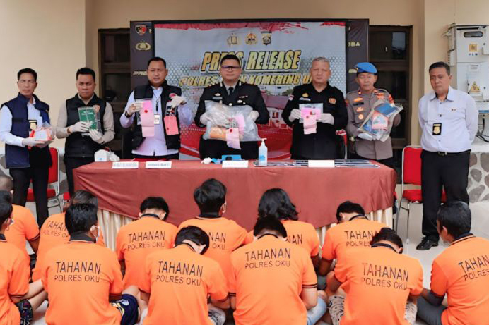 Polres OKU dalami dugaan oknum polisi terlibat kasus narkoba Polres OKU dalami dugaan oknum polisi terlibat kasus narkoba