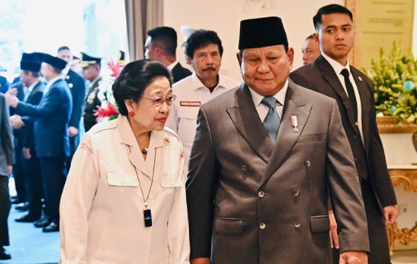 Sorot hangatnya Prabowo-Megawati di Harlah Pancasila, Pengamat: Persatuan jauh lebih utama Sorot hangatnya Prabowo-Megawati di Harlah Pancasila, Pengamat: Persatuan jauh lebih utama