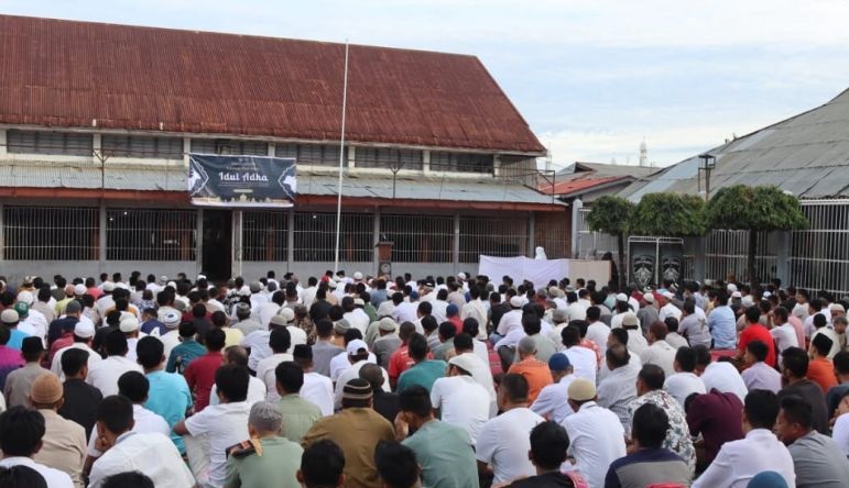 Ratusan narapidana Lapas Padang jalani Idul Adha di dalam penjara Ratusan narapidana Lapas Padang jalani Idul Adha di dalam penjara