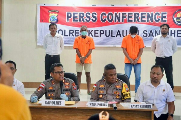 Polres Kepulauan Sangihe paparkan keberhasilan Operasi Berantas Premanisme selama Mei 2025 Polres Kepulauan Sangihe paparkan keberhasilan Operasi Berantas Premanisme selama Mei 2025