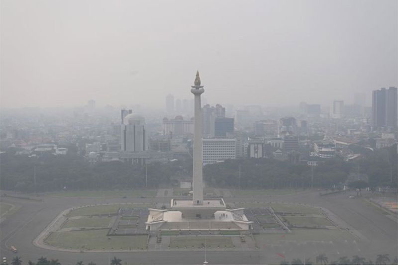 Kualitas udara Jakarta masuk kategori tidak sehat pada Jumat pagi